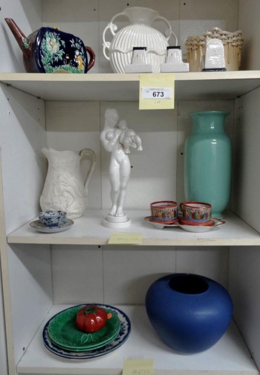 Misc. Glassware Lot (1 of 10)