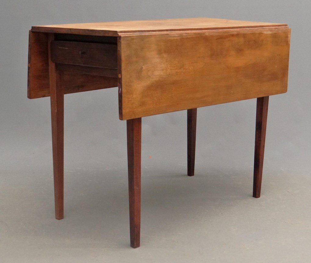 19th c. Dropleaf Table (1 of 4)