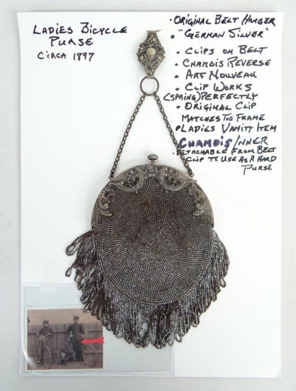 Ladies Bicycle Purse (1 of 6)