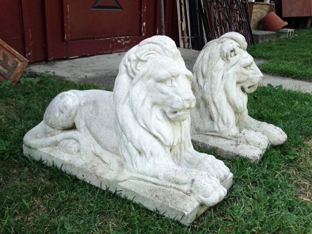 Stone Lions (1 of 5)