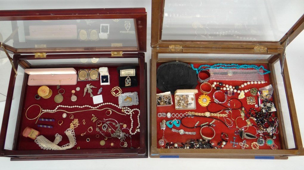 Jewelry Lot (1 of 10)