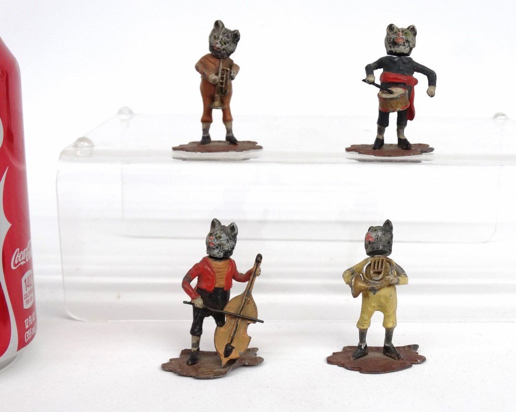 Nodding Head Cat Band (1 of 9)