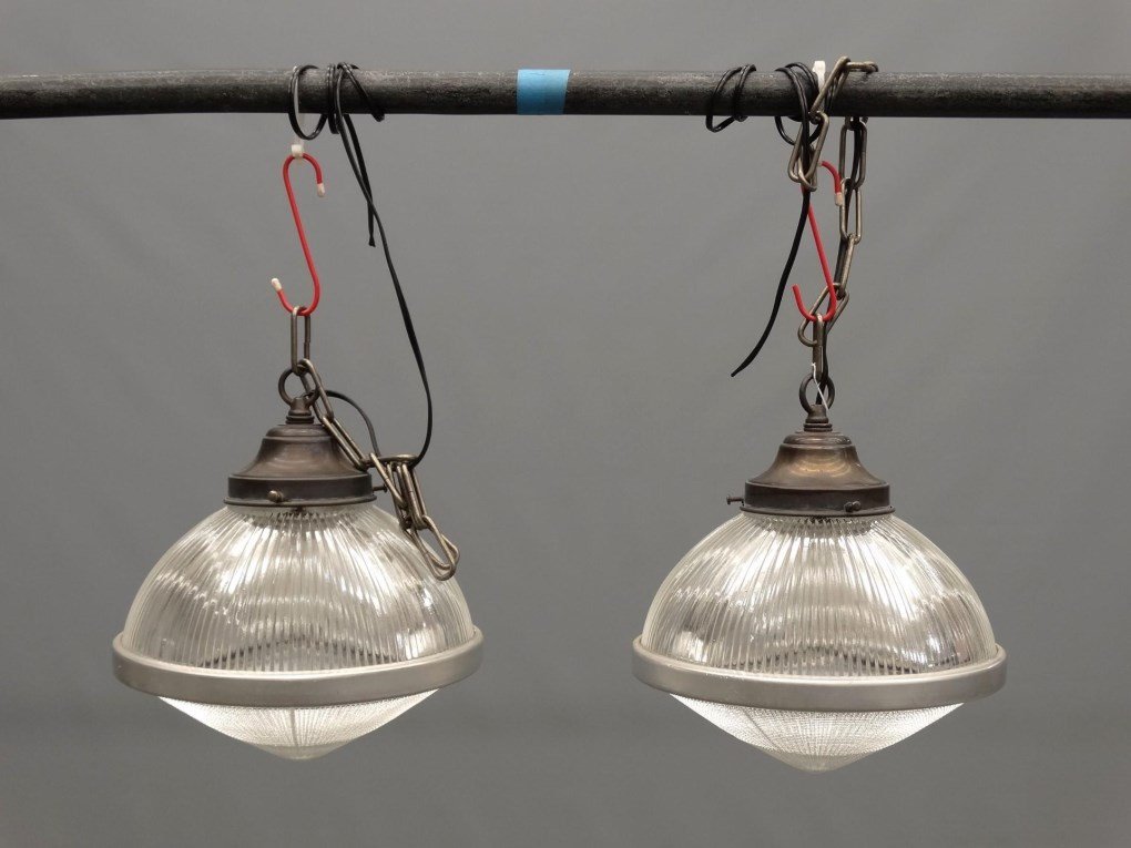 Holophane Drop Light (1 of 4)