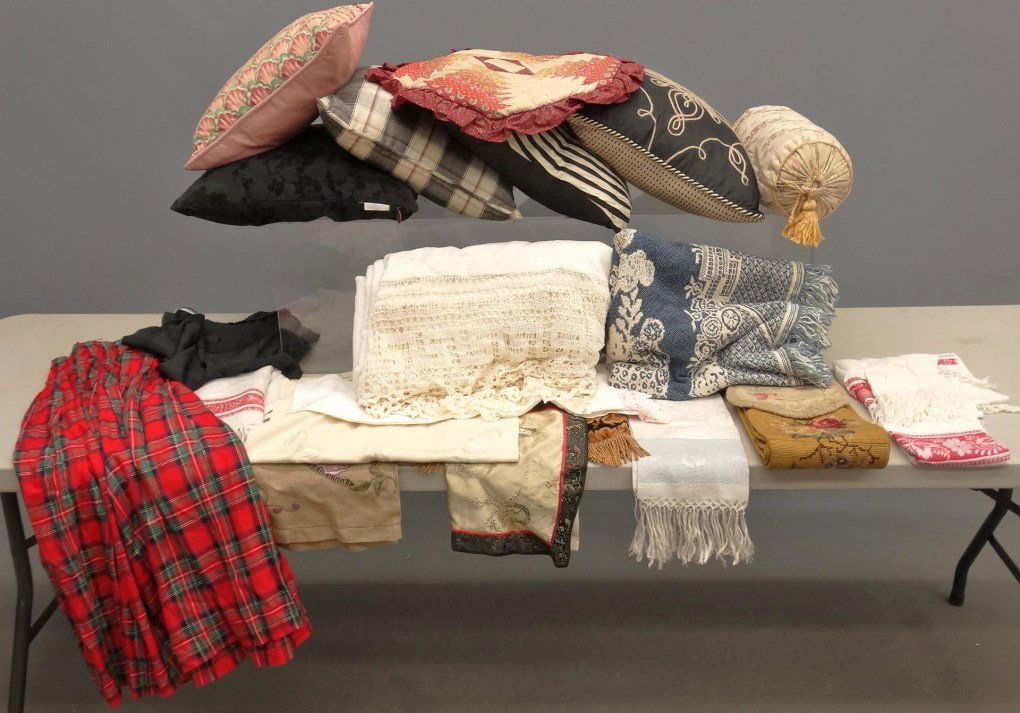 Textile Lot (1 of 10)