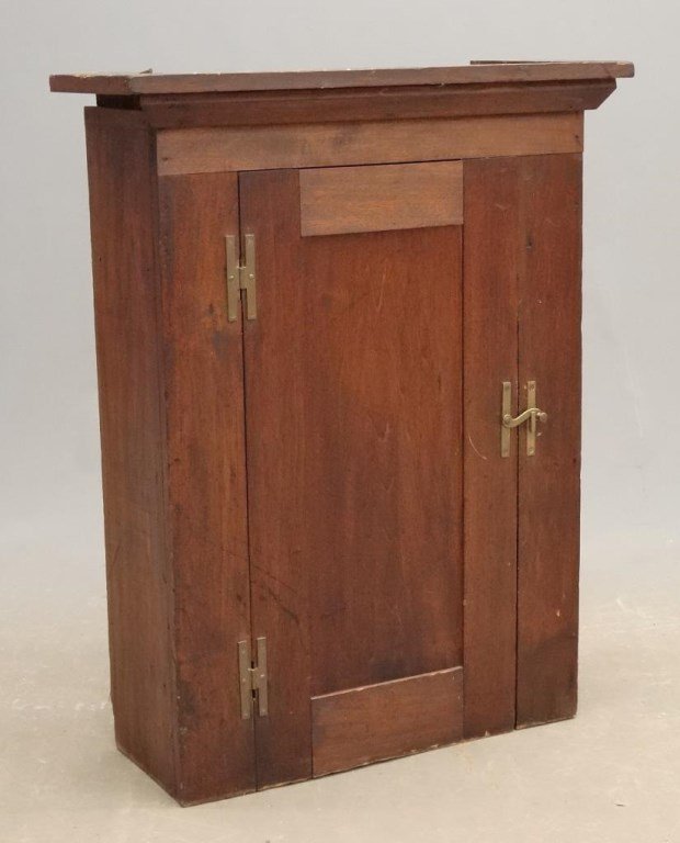 Hanging Cupboard (1 of 6)