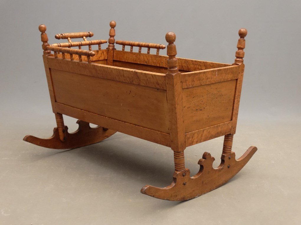 19th c. Cradle (1 of 4)