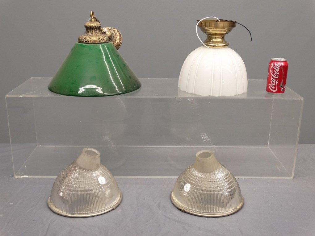 Lighting Lot (1 of 3)