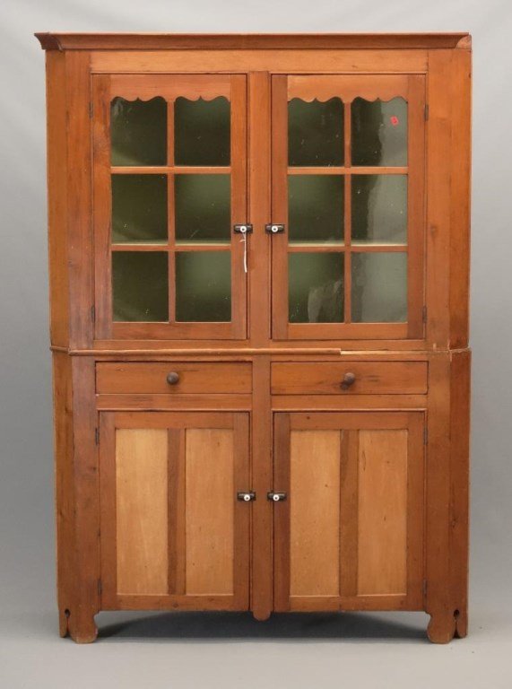 19th c. Two Part Corner Cupboard (1 of 10)