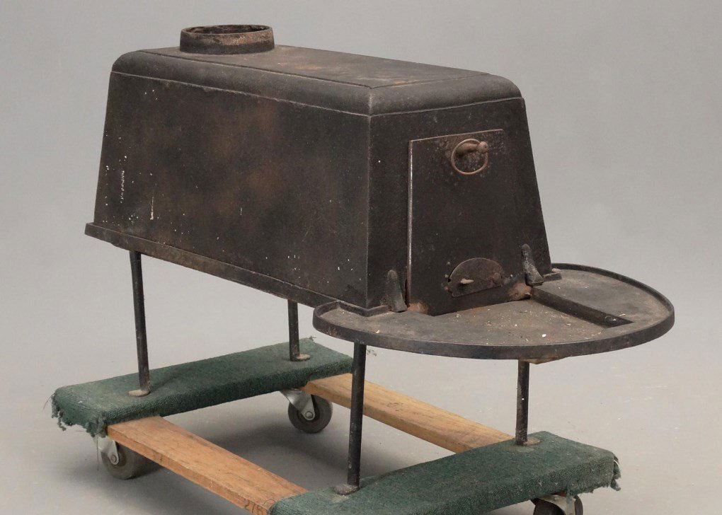 19th c. Shaker Stove (1 of 4)