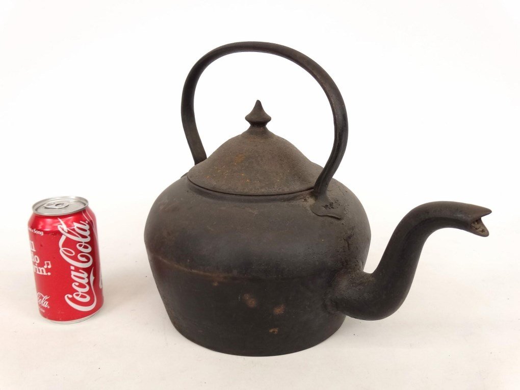 18th c. Gooseneck Teapot (1 of 4)