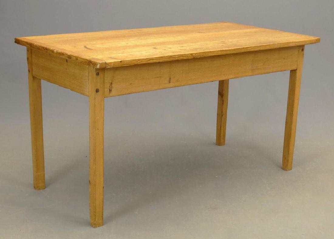 Scrubbed Pine Table (1 of 4)
