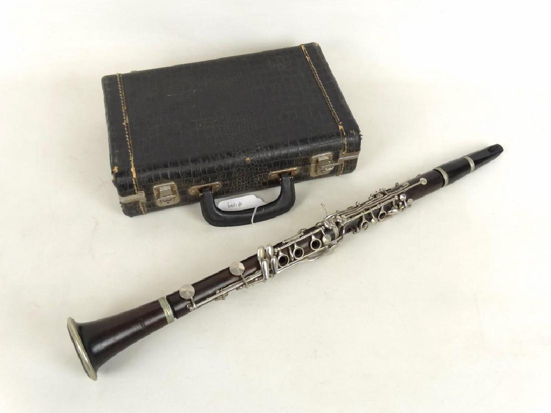 Penzel/Meuller (New York) Clarinet (1 of 7)