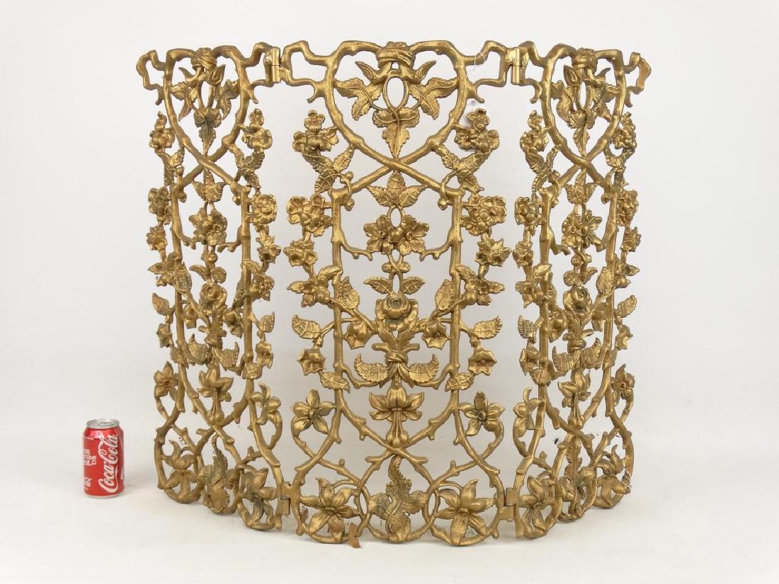 Cast Metal Fire Screen (1 of 8)