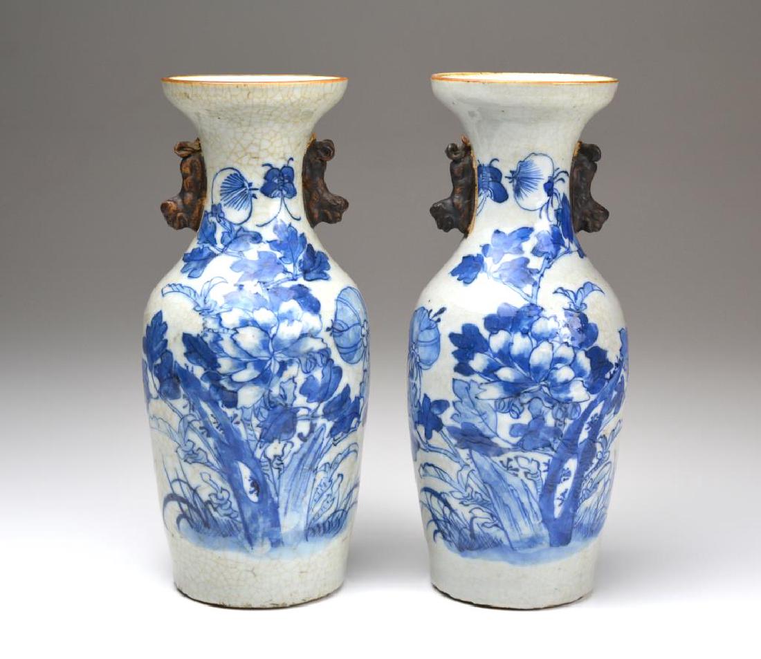 PAIR OF CHINESE BLUE AND WHITE PORCELAIN VASES (1 of 4)