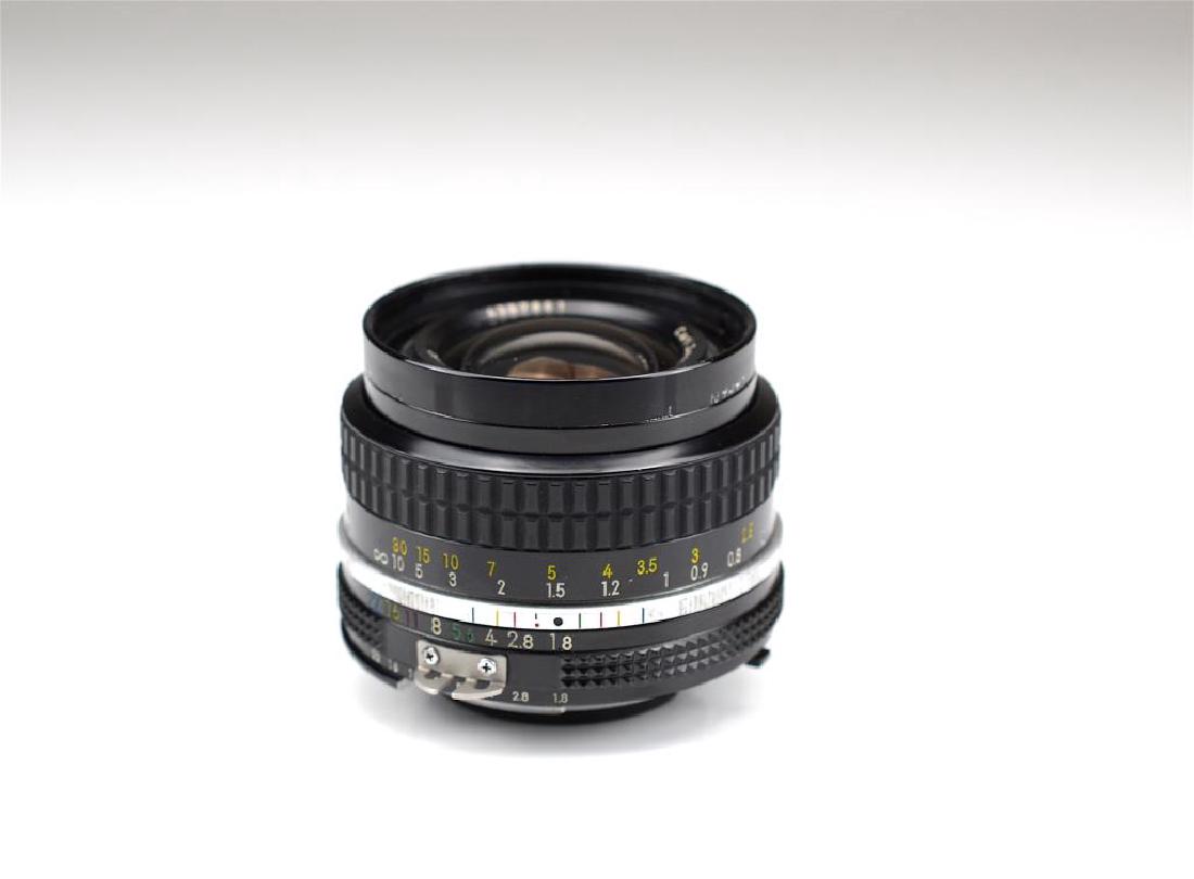 Carl Zeiss 32mm Distagon Lens (1 of 3)
