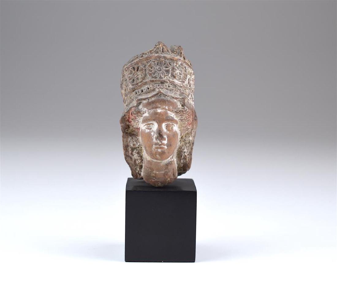 TERRACOTTA POTTERY VOTIVE HEAD OF VENUS (1 of 4)