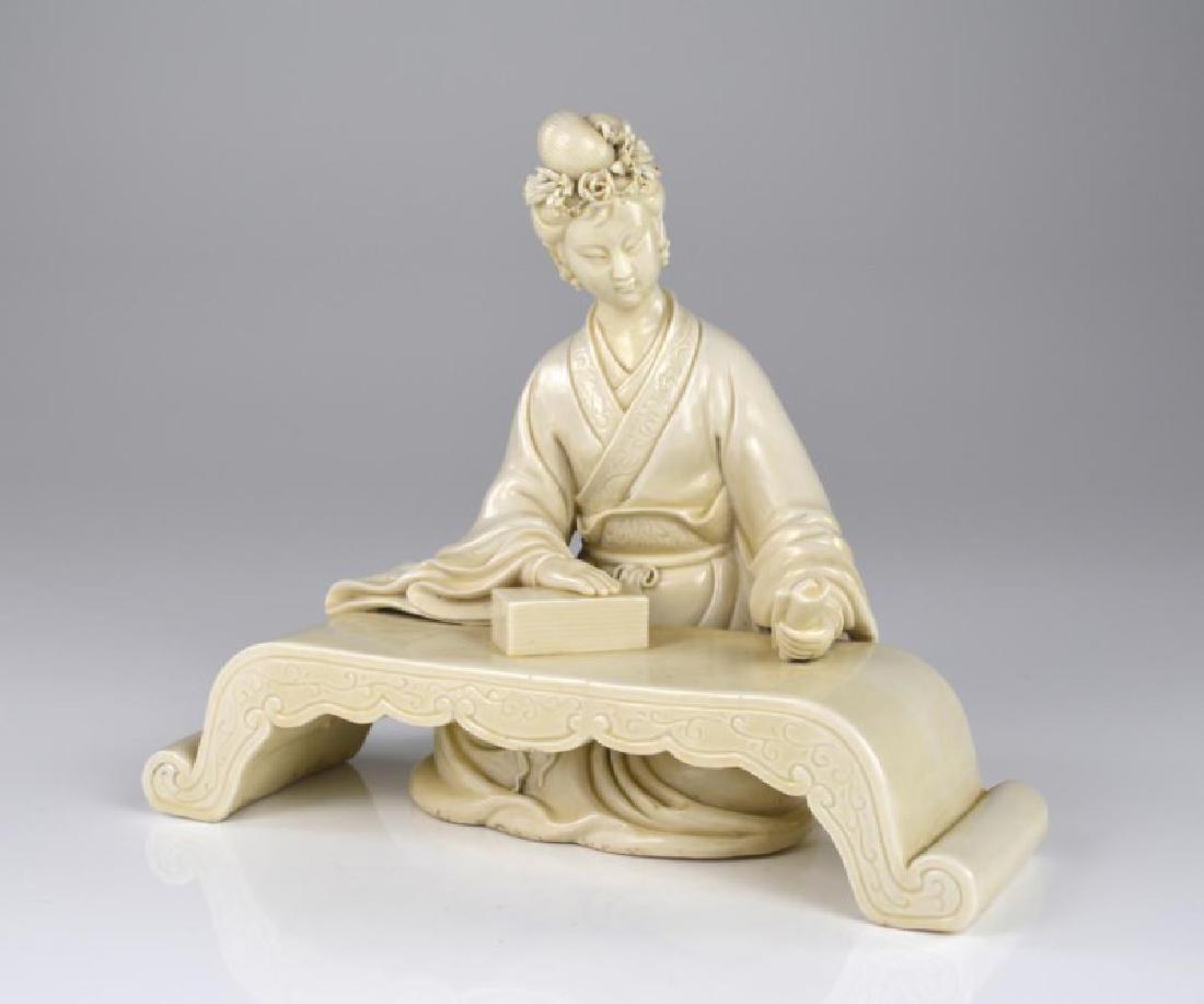 DEHUA BLANC DE CHINE PORCELAIN LADY FIGURE (1 of 4)