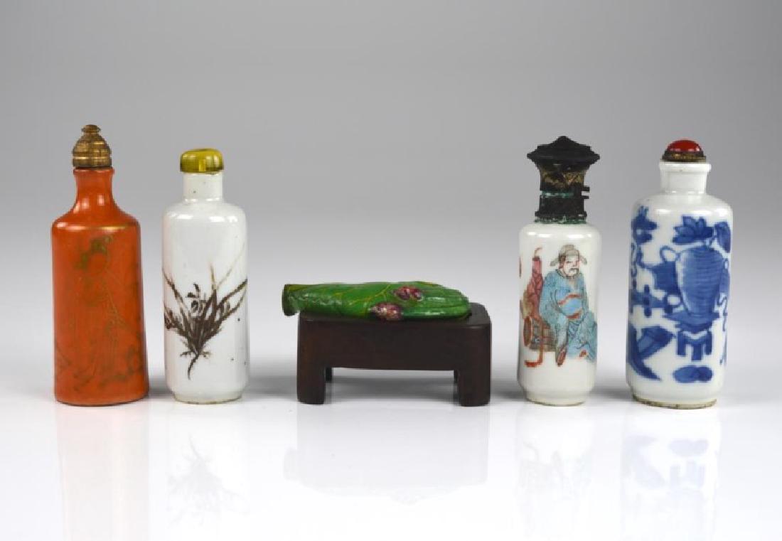GROUP OF FIVE CHINESE PORCELAIN SNUFF BOTTLES (1 of 4)