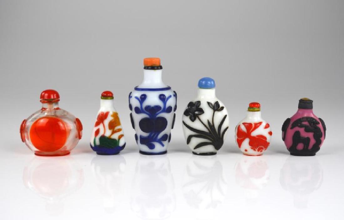 GROUP OF SIX CHINESE OVERLAY GLASS SNUFF BOTTLES (1 of 2)