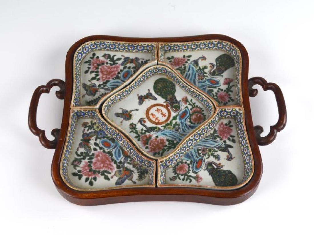 CHINESE FAMILLE ROSE PORCELAIN DISH SET (1 of 4)