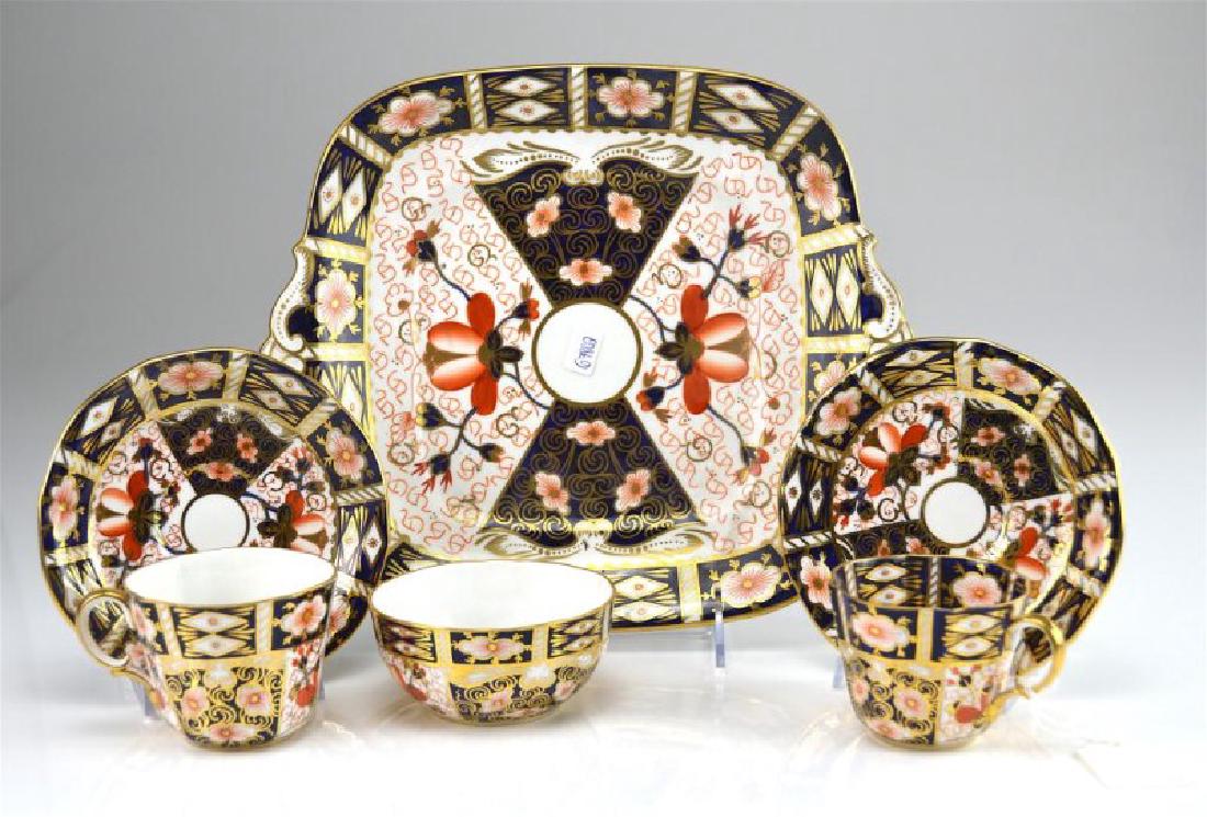 Four pieces of Royal Crown Derby Imari porcelain (1 of 2)