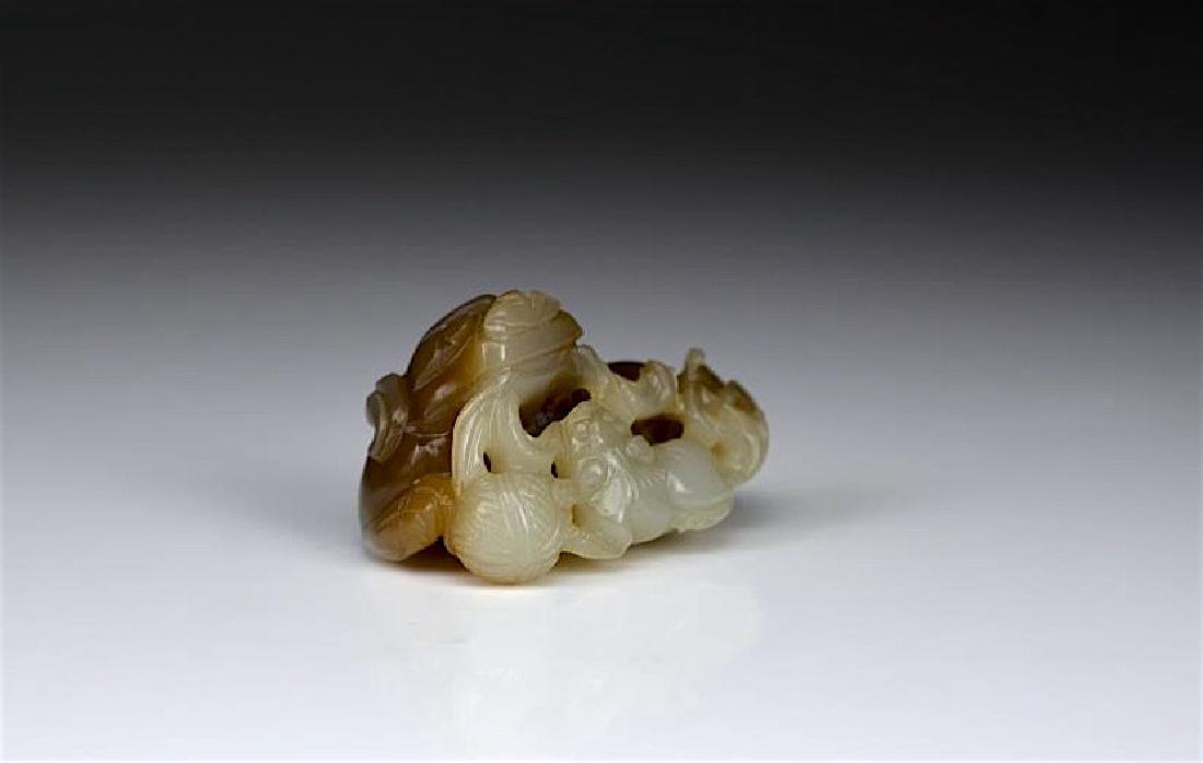 CHINESE JADE FU DOG CARVING (1 of 6)