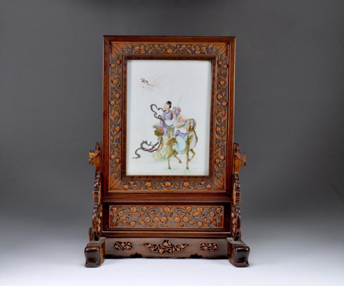 CHINESE FAMILLE ROSE PORCELAIN TABLE SCREEN (1 of 11)