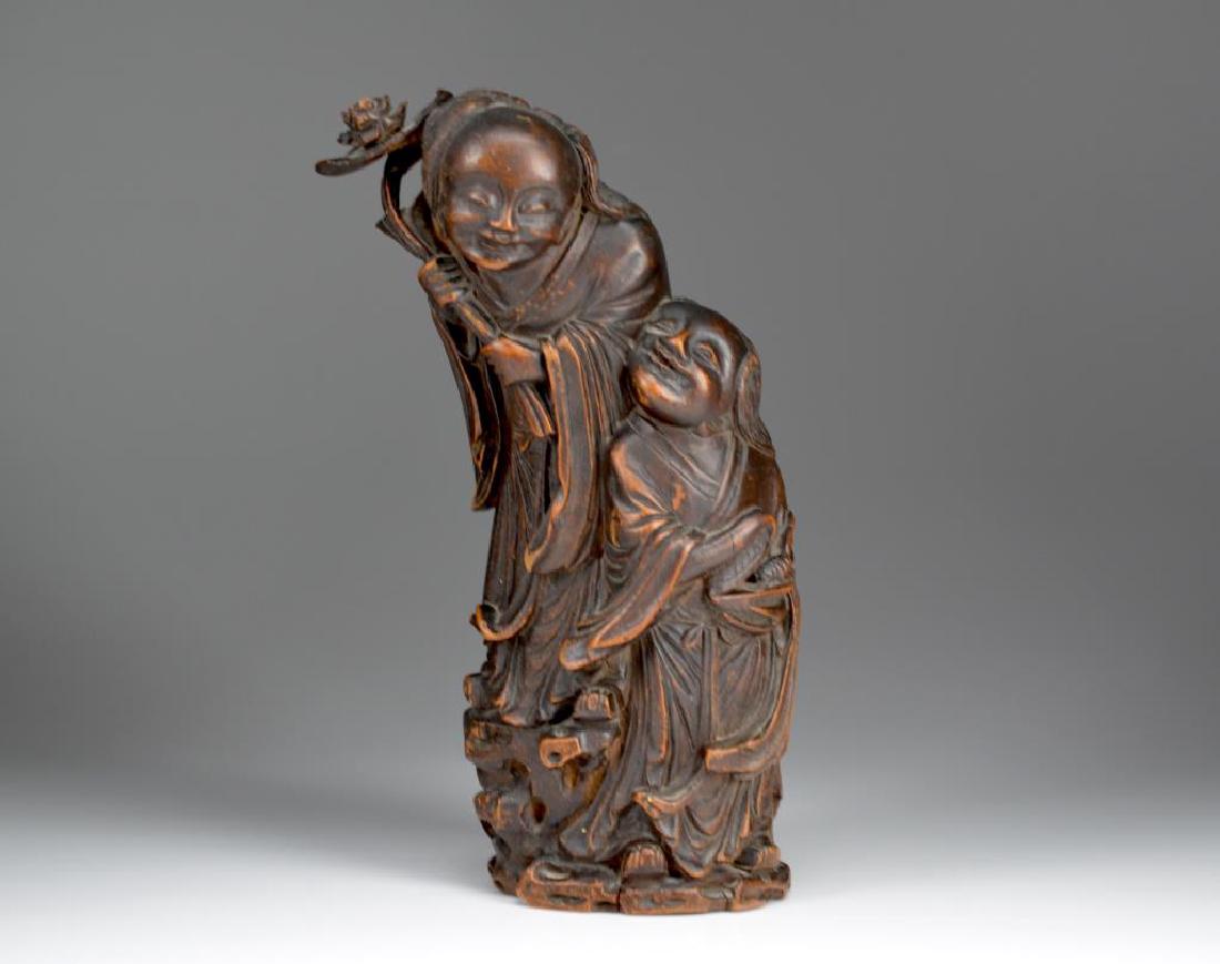 CHINESE CARVED BAMBOO SCULPTURE OF TWO FIGURES (1 of 5)