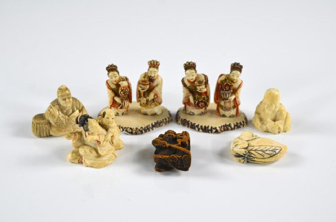 SEVEN JAPANESE CARVED NETSUKES AND OKIMONOS (1 of 6)
