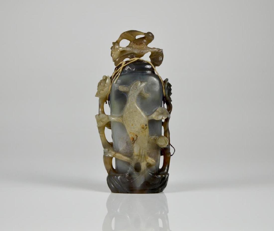 CHINESE AGATE CARVED ORNAMENTAL VASE (1 of 2)