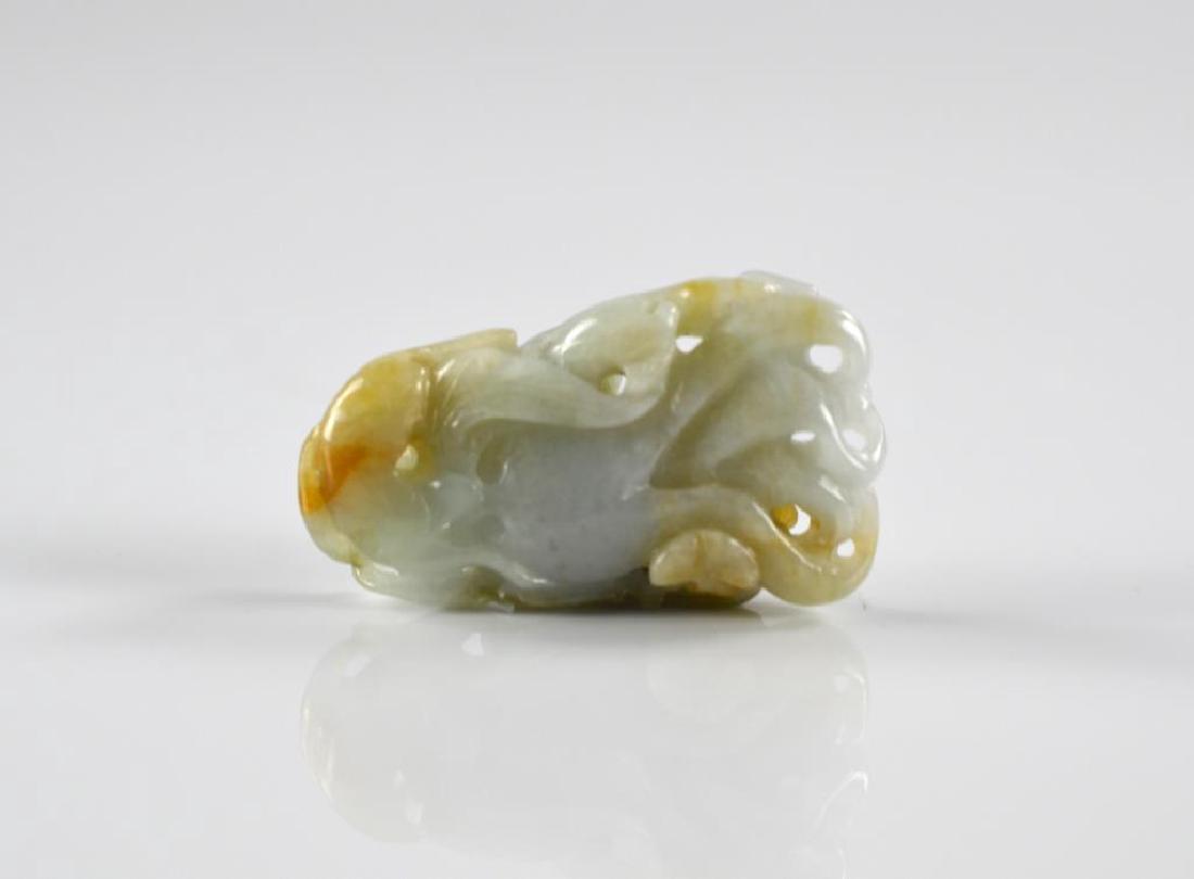 CHINESE CARVED JADE PENDANT (1 of 2)