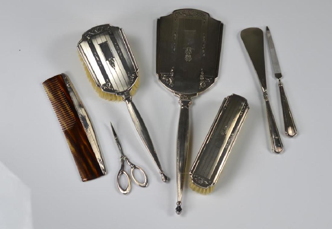 English silver dresser set (1 of 2)