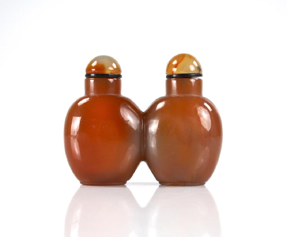 CHINESE CARNELIAN DOUBLE AGATE SNUFF BOTTLE (1 of 3)