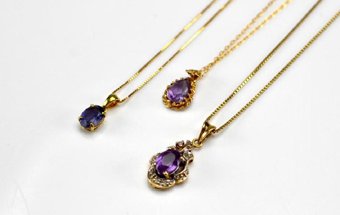 Lot of 14k yellow gold pendants & chains (1 of 1)