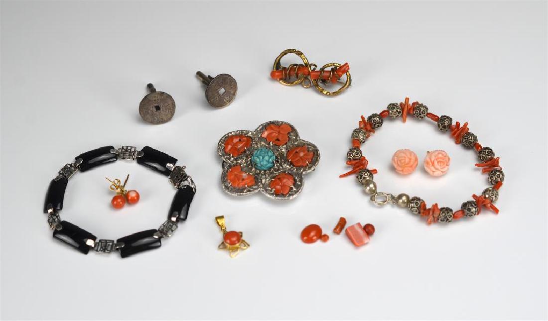 Lot of assorted Chinese coral jewellery (1 of 1)