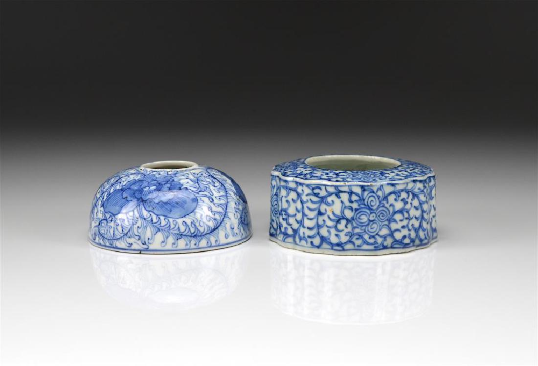 CHINESE BLUE & WHITE PORCELAIN BRUSH WASHER (1 of 7)