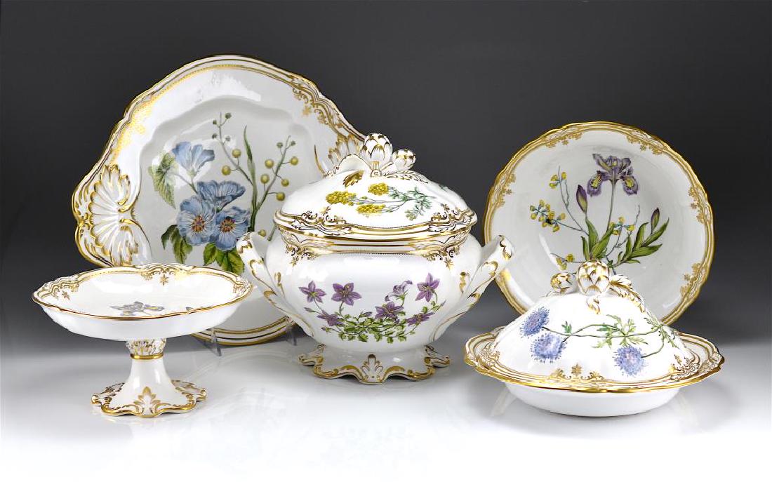 SPODE STAFFORD FLOWERS PATTERN SERVING PIECES (1 of 8)