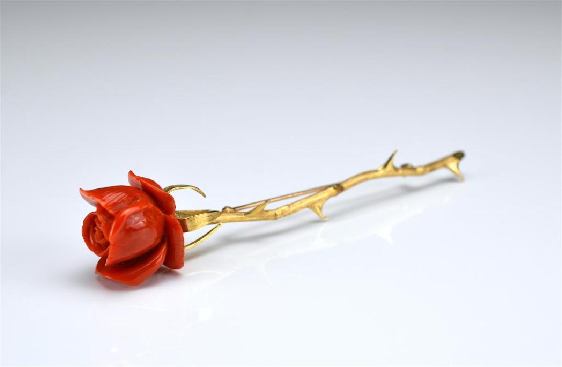 Vintage yellow gold and coral bar brooch (1 of 9)