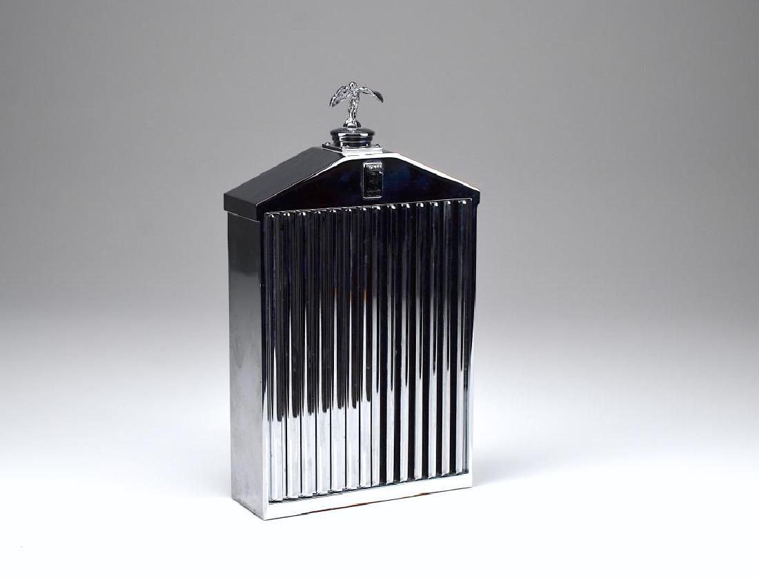 Decorative chrome Rolls Royce bottle flask (1 of 5)