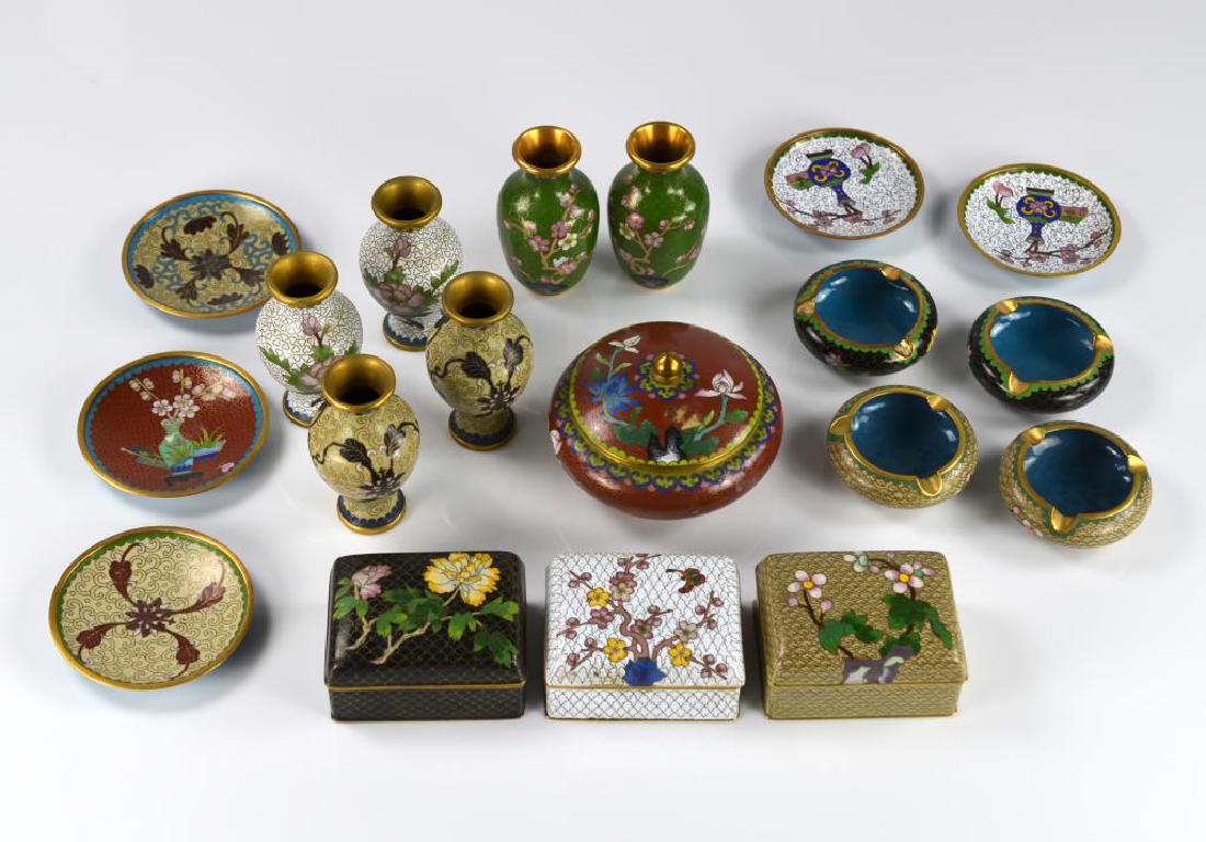 GROUP OF 19 CHINESE CLOISONNE ENAMELLED ITEMS (1 of 5)