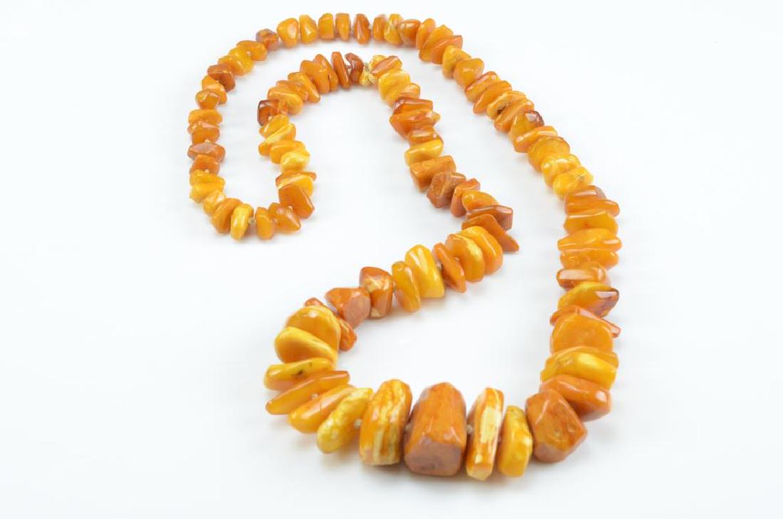 EGG YOLK AND BUTTERSCOTCH NATURAL AMBER NECKLACE (1 of 3)