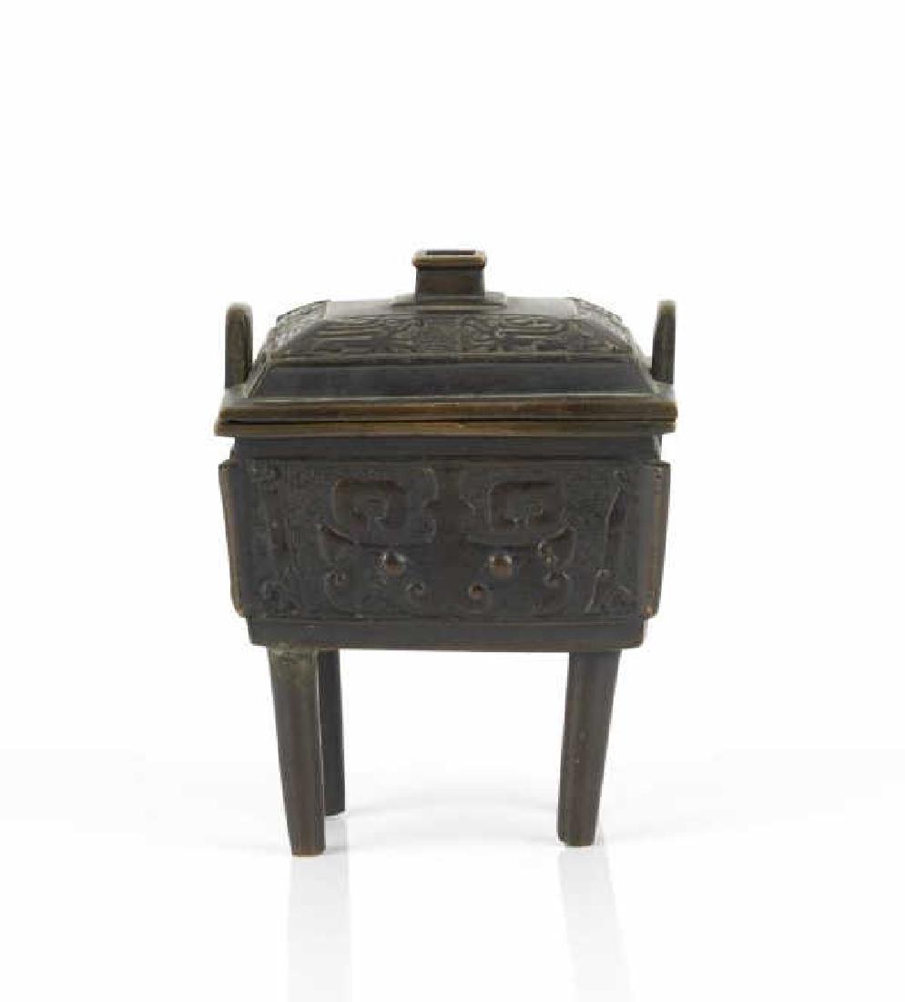 CHINESE BRONZE DING CENSER WITH COVER (1 of 1)