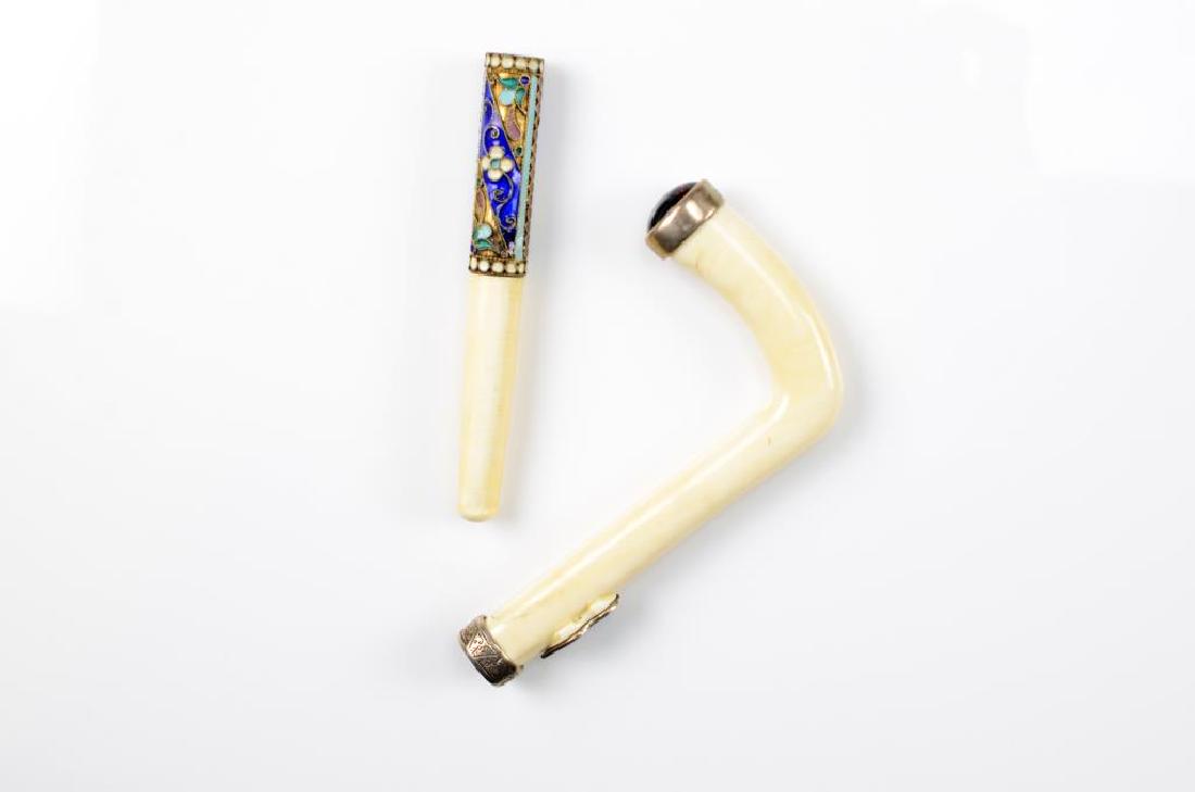 Walking stick handle & a Russian cigarette holder (1 of 8)