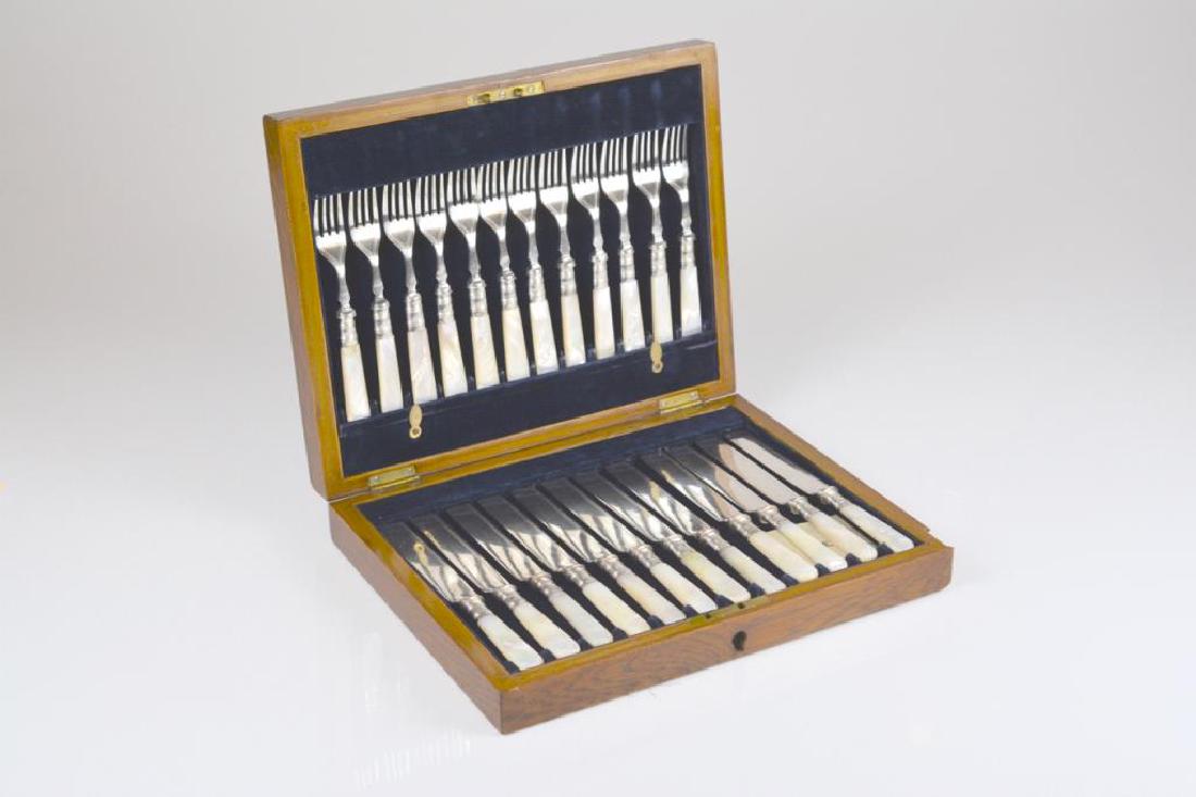 Cased silver plate MOP fruit service (1 of 1)