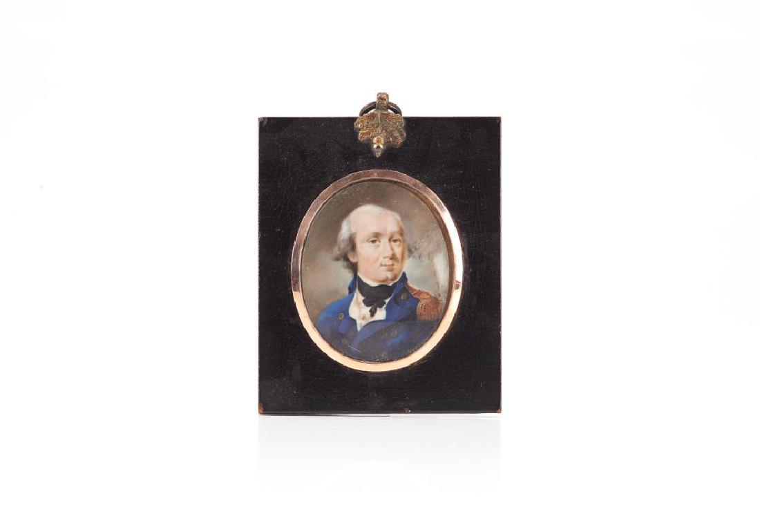 Hand painted portrait miniature of a gentleman (1 of 4)