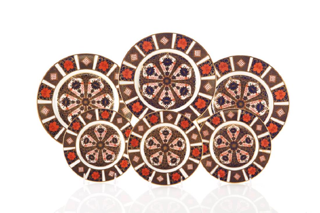 24 Royal Crown Derby Old Imari 1128 plates (1 of 2)