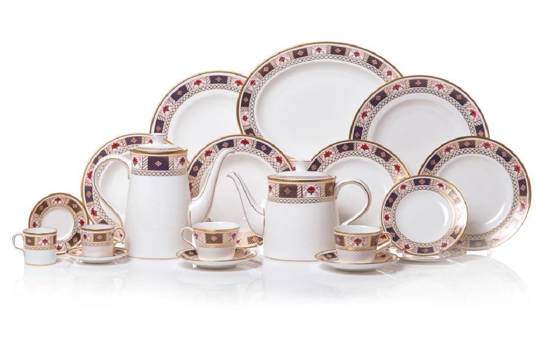 78 pcs of Royal Crown Derby dinnerware: Derby Border dinner service includes: 12 rim soup bowls, 12 dinner plates, 12, bread & butter plates, 12 salad plates, coffee pot, teapot, 12 flat demitasse & saucers, 12 flat cups & saucers,an oval c