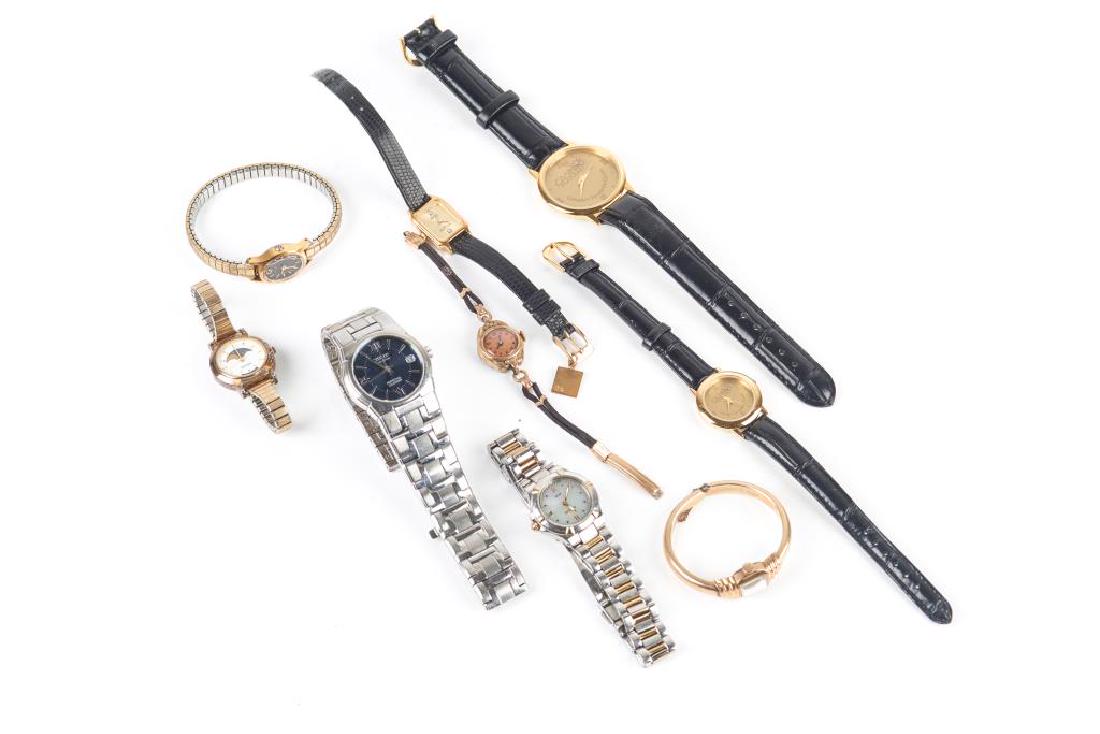 Lot of mixed lady's & men's wristwatches: Including Citizen and Bulova.