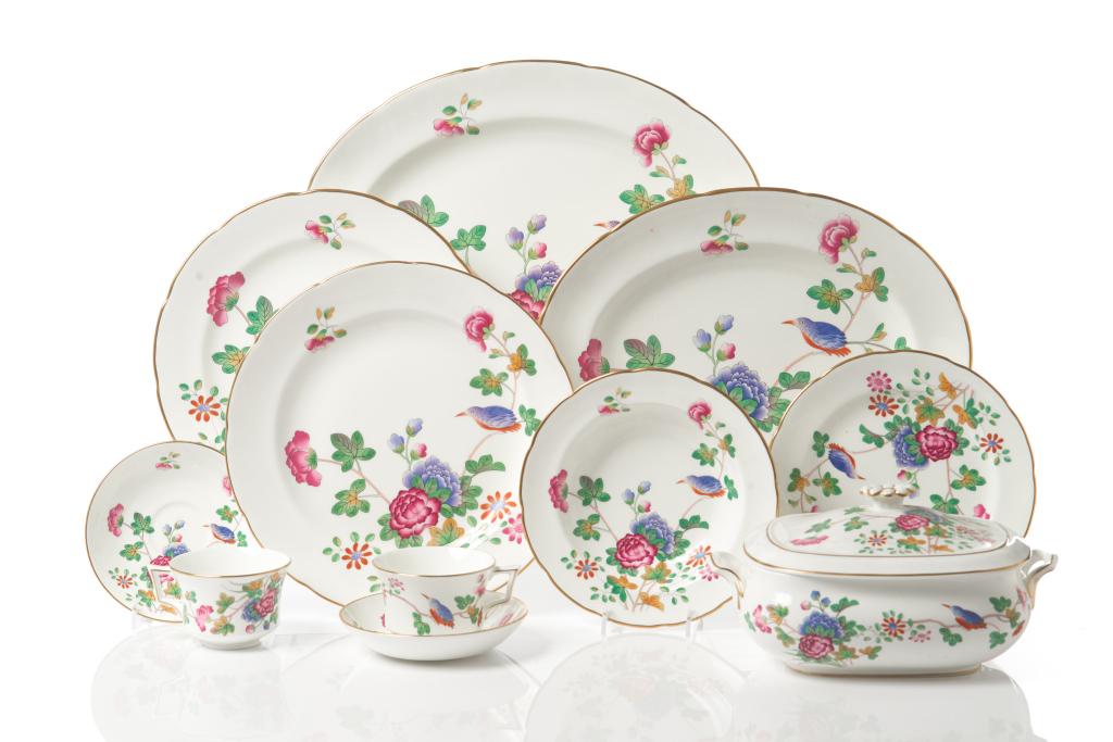 LOT OF WEDGWOOD CUCKOO DINNER SERVICE: 39 pieces. Williamsburg Commemorative ware, comprising 9 dinner plates, 9 rim soups, 9 salad plates, 7 cups and saucers, demi tasse trio, 2 graduated platters, covered vegetable dish and a Royal Worce