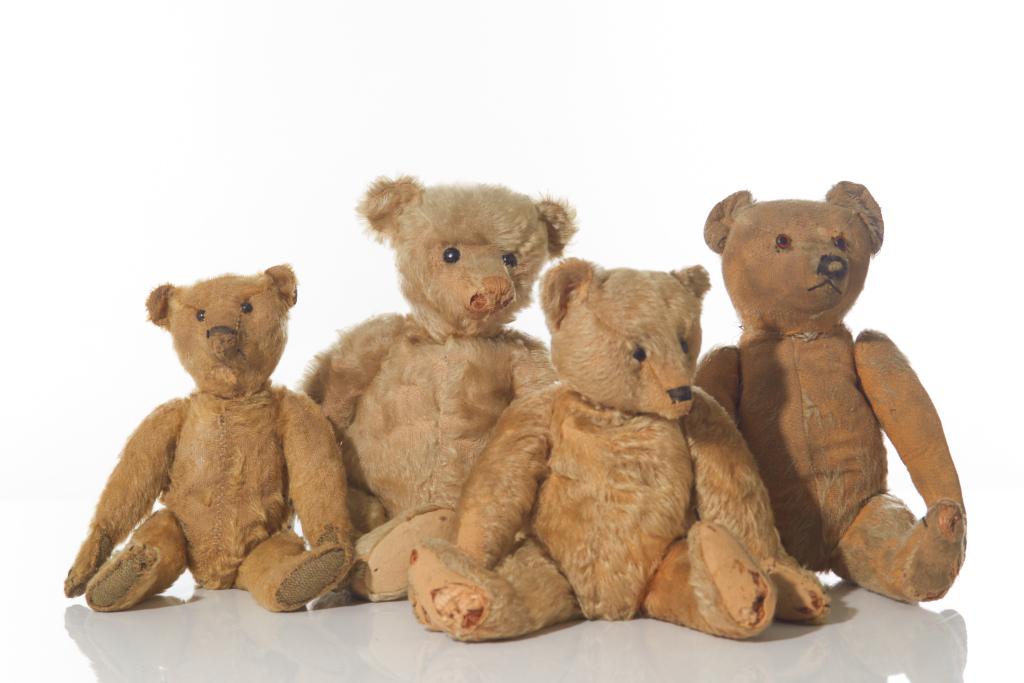 vintage steiff teddy bear